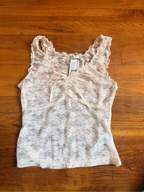 Brandy Melville Peach Blush Lace Camisole with Front Bow